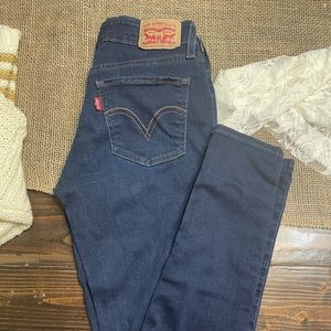 Levi skinny jeans